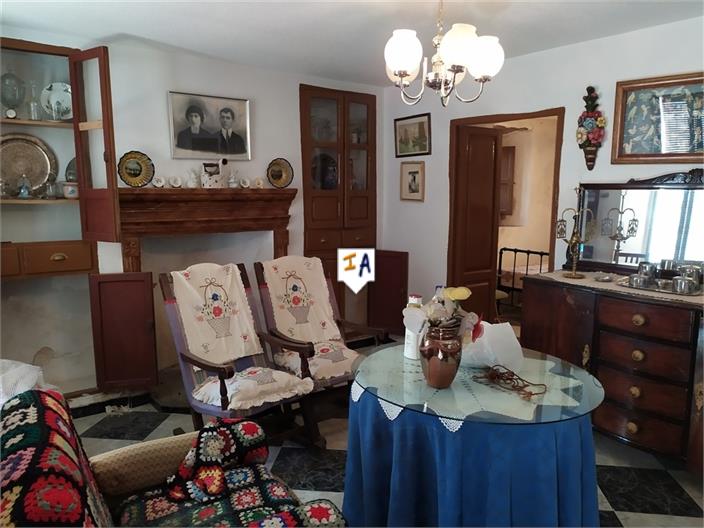 Image No.11-4 Bed House for sale