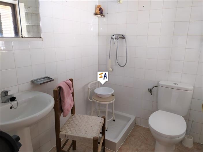 Image No.13-4 Bed House for sale