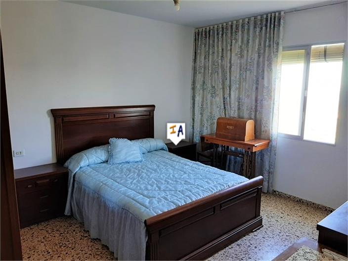 Image No.13-5 Bed House for sale