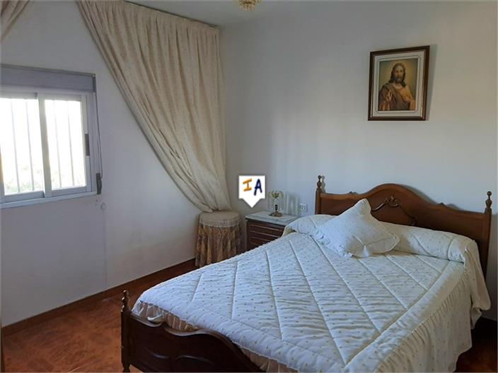 Image No.14-5 Bed House for sale