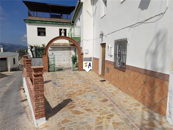 Image No.16-5 Bed House for sale