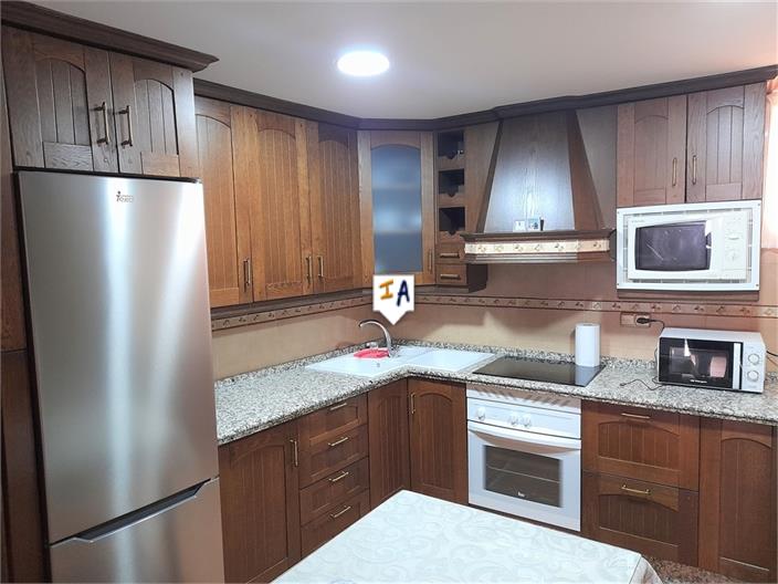 Image No.3-5 Bed House for sale