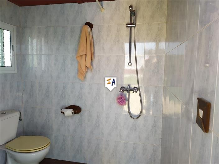 Image No.17-2 Bed House for sale