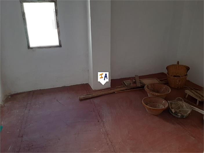 Image No.13-1 Bed House for sale