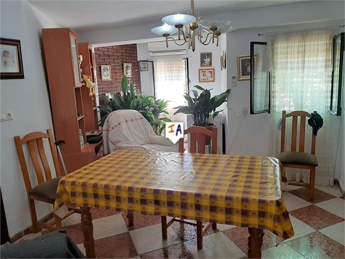 Image No.5-4 Bed House for sale