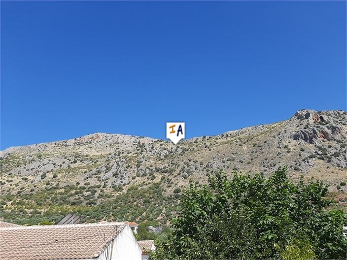 Image No.9-3 Bed House for sale