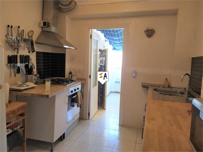 Image No.3-3 Bed House for sale