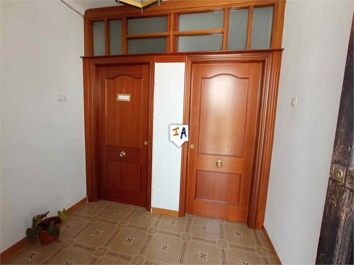Image No.16-4 Bed House for sale