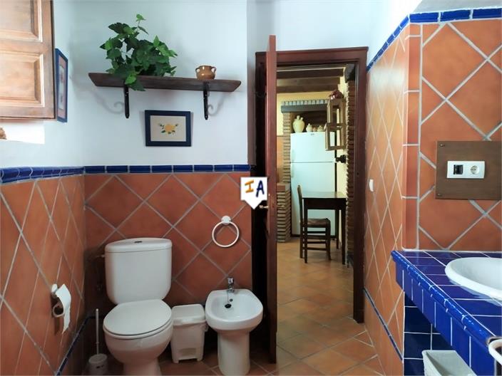 Image No.13-6 Bed House for sale