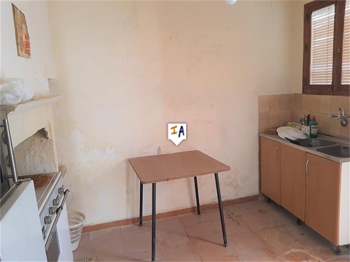 Image No.8-3 Bed House for sale