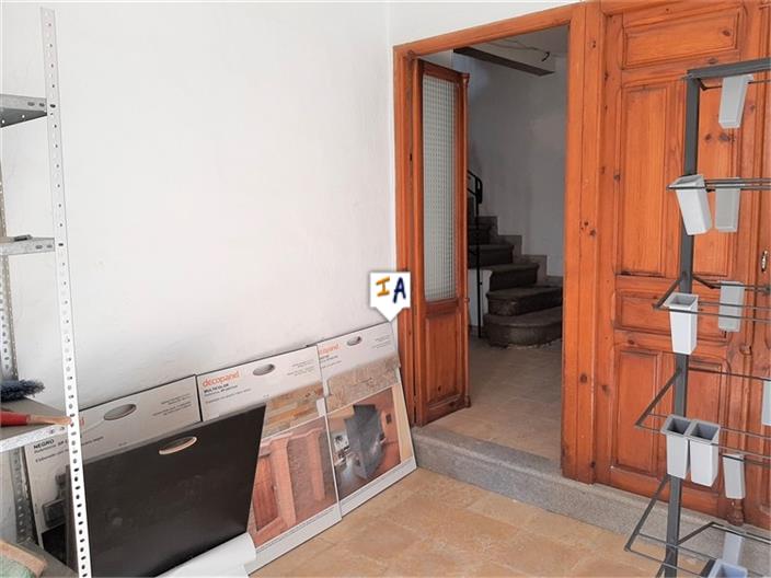 Image No.9-3 Bed House for sale