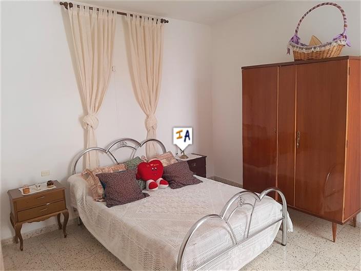 Image No.16-5 Bed Farmhouse for sale