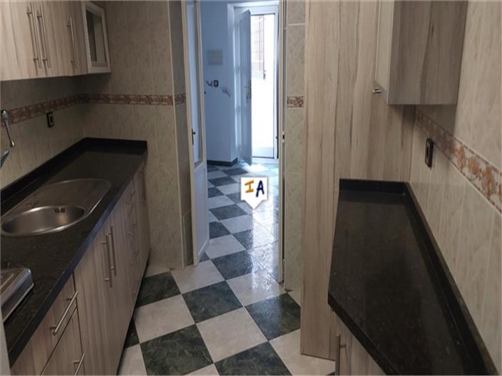 Image No.12-3 Bed House for sale