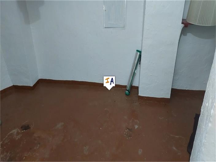 Image No.13-3 Bed House for sale