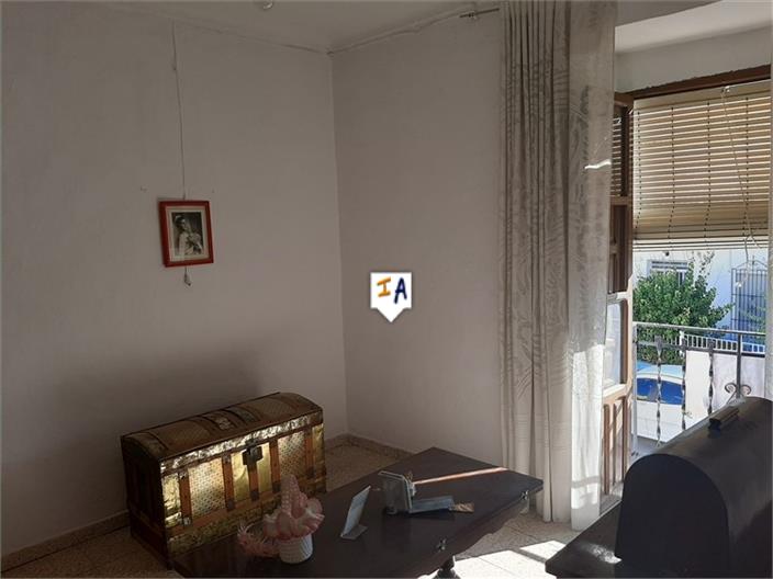 Image No.11-3 Bed House for sale