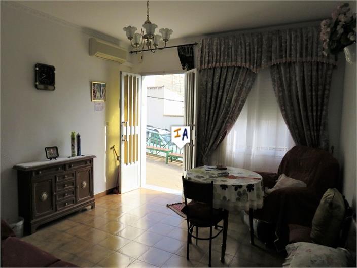 Image No.6-6 Bed House for sale