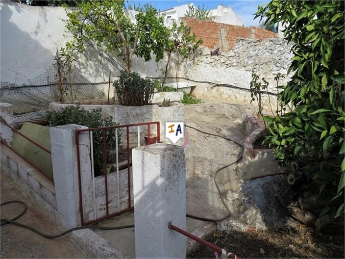 Image No.10-6 Bed House for sale