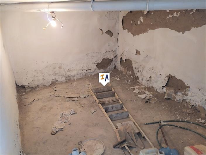 Image No.11-2 Bed House for sale