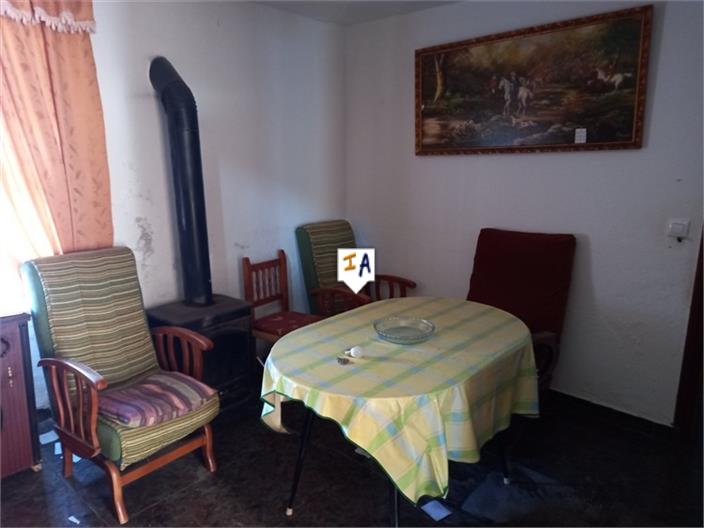 Image No.6-5 Bed House for sale