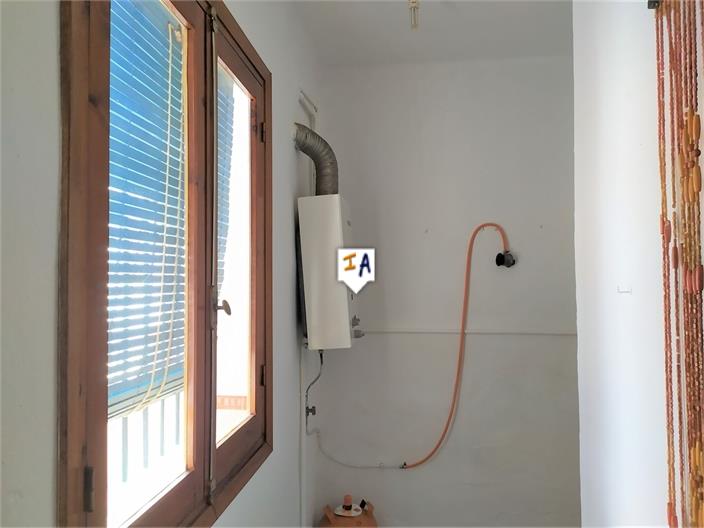 Image No.10-3 Bed House for sale