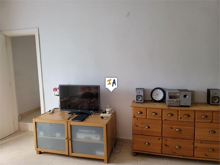 Image No.12-3 Bed House for sale