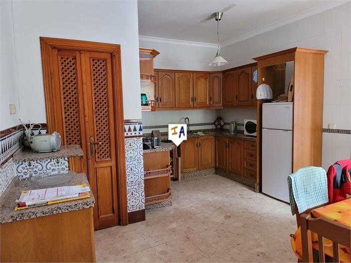 Image No.4-3 Bed House for sale