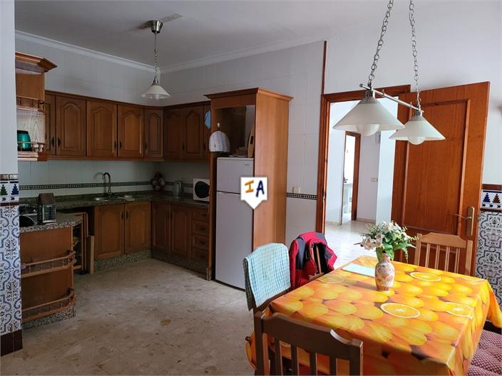 Image No.6-3 Bed House for sale