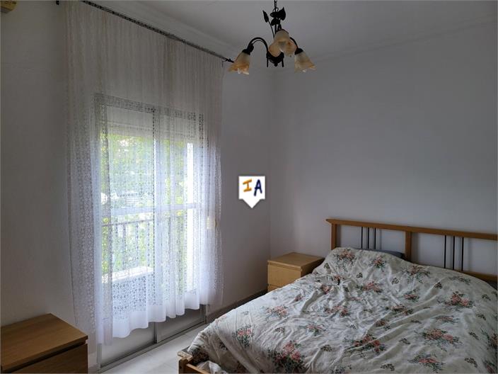 Image No.9-3 Bed House for sale