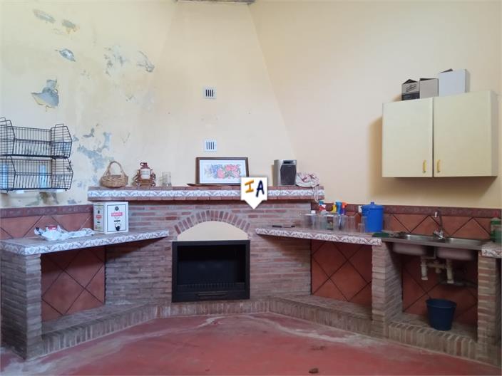 Image No.16-6 Bed House for sale