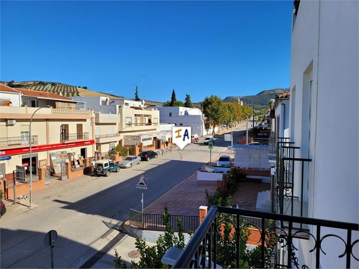 Image No.14-3 Bed House for sale