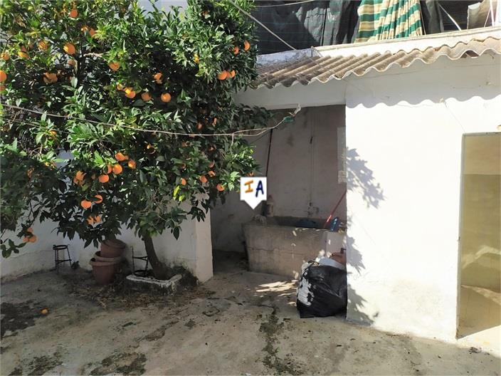 Image No.13-6 Bed House for sale