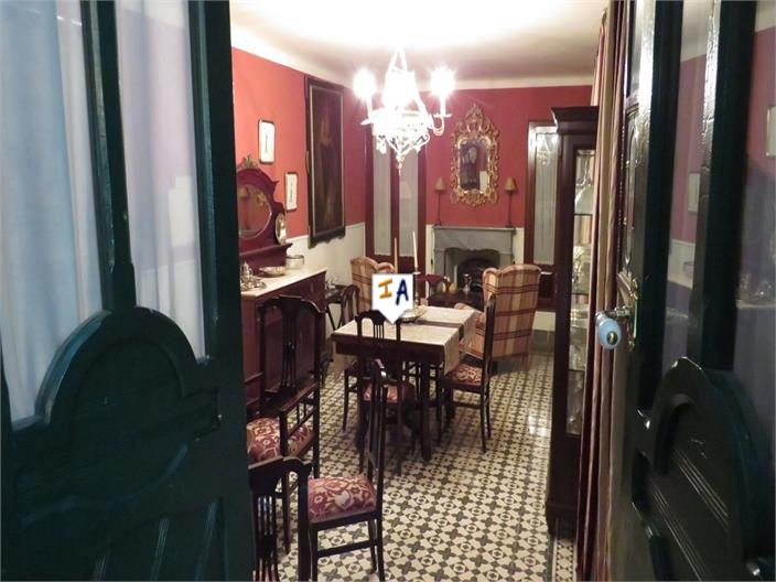 Image No.13-8 Bed House for sale