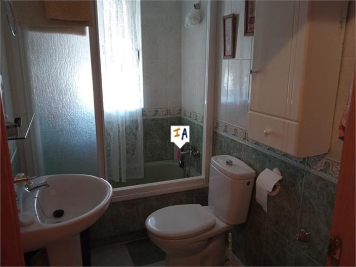 Image No.12-9 Bed House for sale