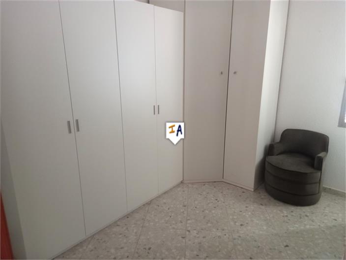 Image No.12-5 Bed House for sale