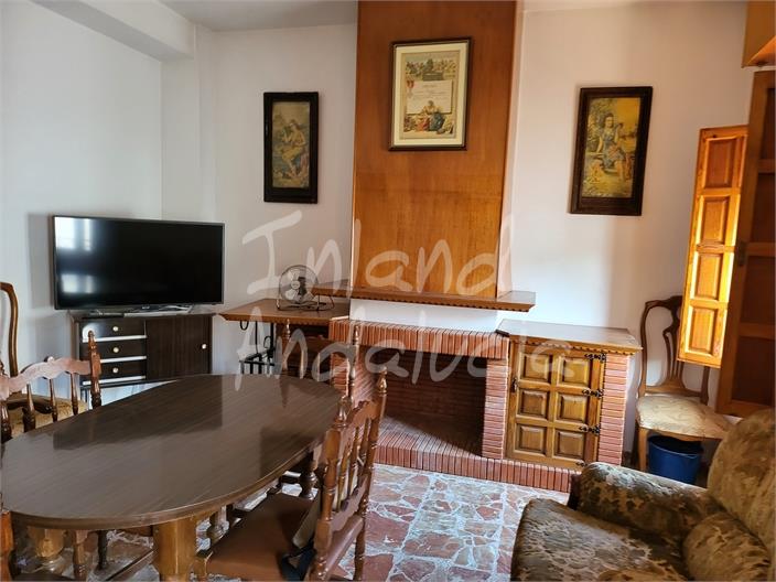 Image No.5-5 Bed House for sale