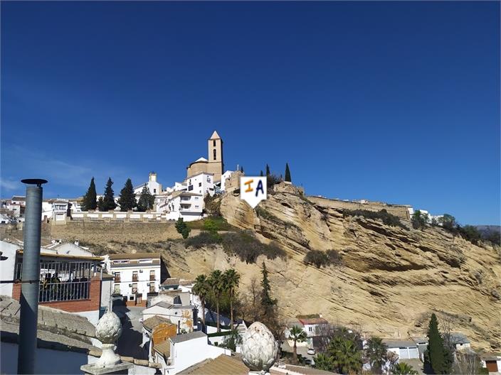 Image No.3-6 Bed House for sale