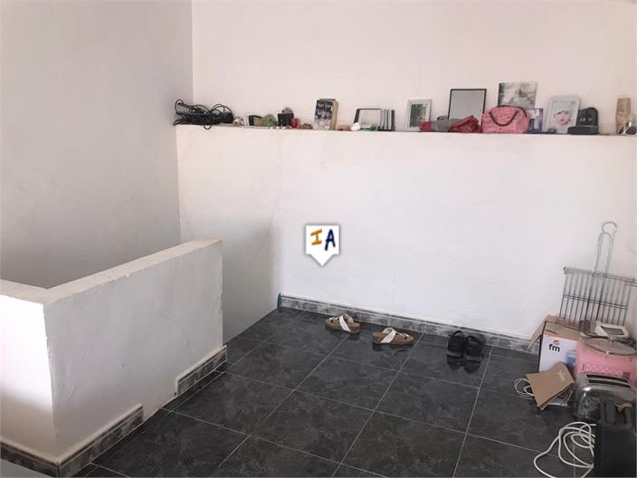 Image No.13-2 Bed House for sale