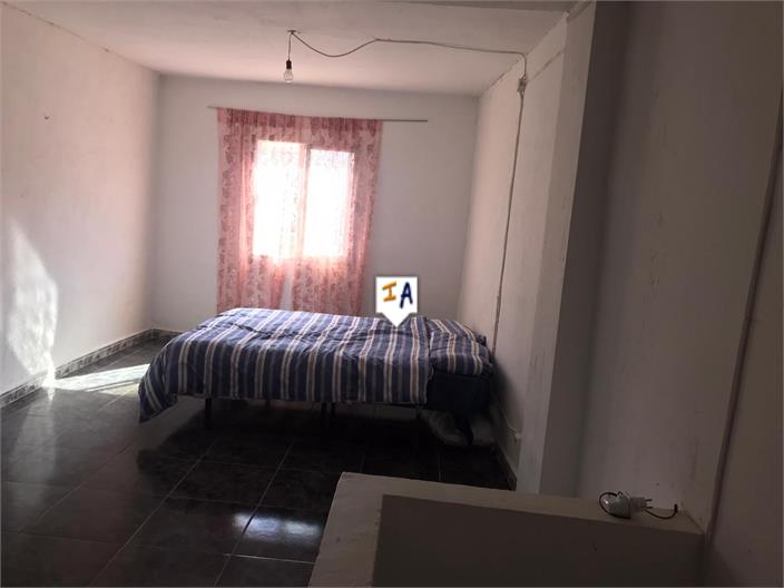 Image No.15-2 Bed House for sale