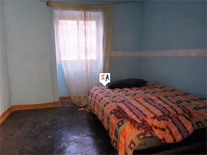 Image No.16-2 Bed House for sale