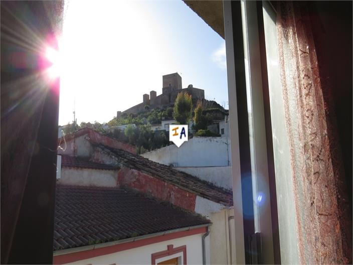 Image No.4-2 Bed House for sale