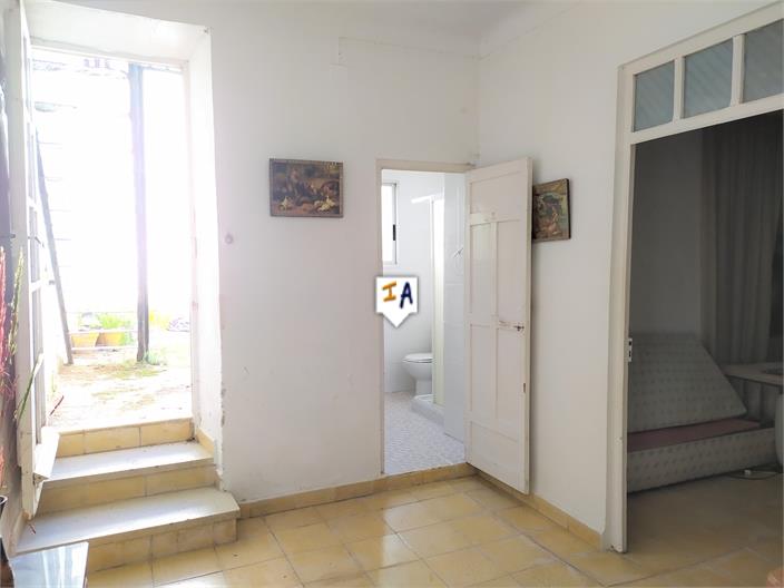 Image No.10-5 Bed House for sale