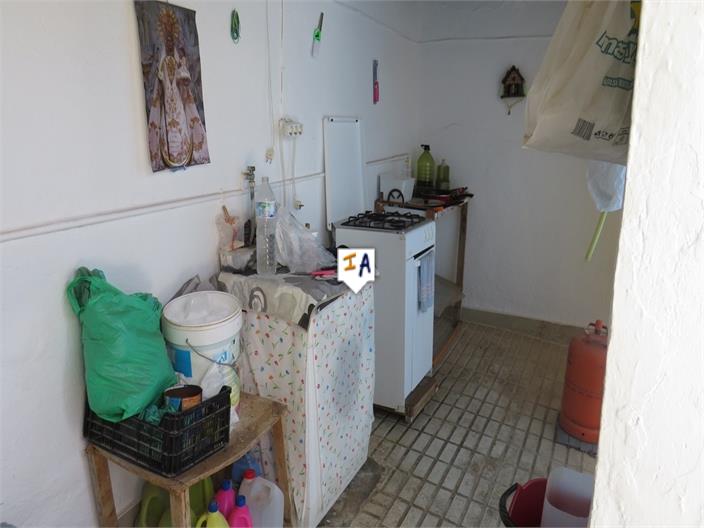 Image No.12-3 Bed House for sale