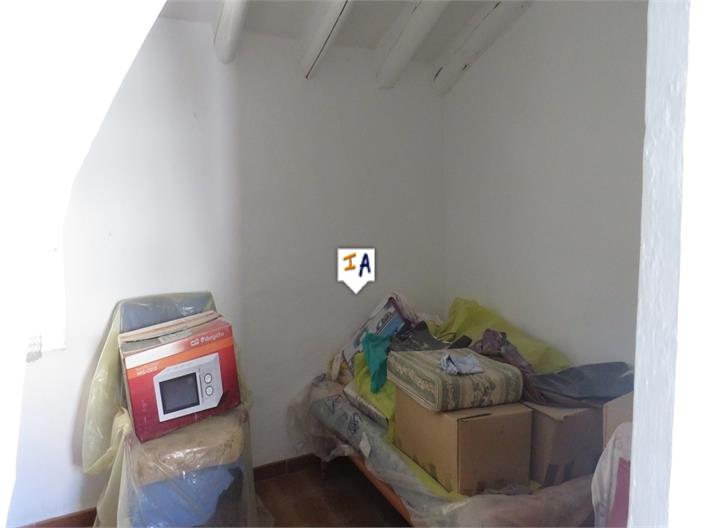 Image No.14-3 Bed House for sale