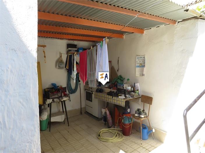 Image No.10-3 Bed House for sale