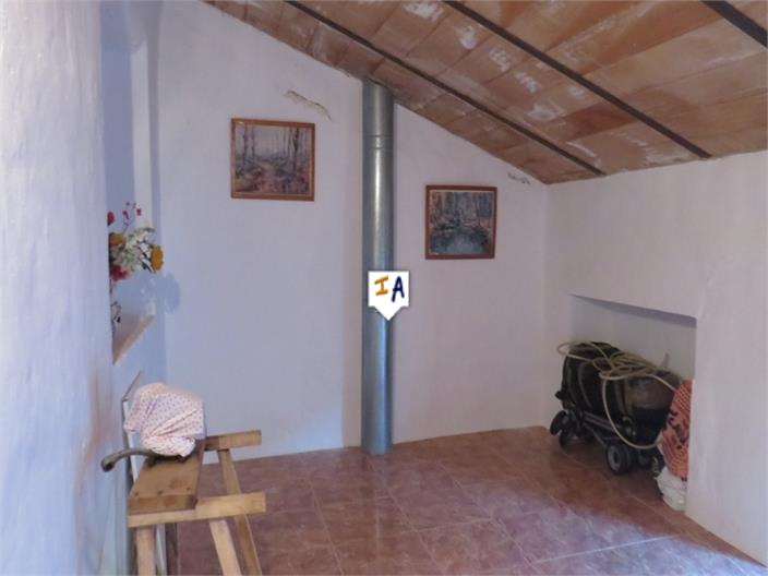 Image No.13-3 Bed Farmhouse for sale