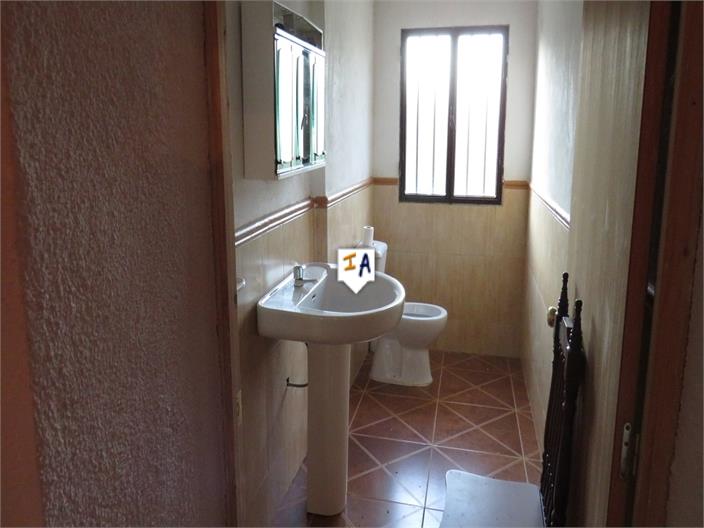 Image No.6-3 Bed Farmhouse for sale