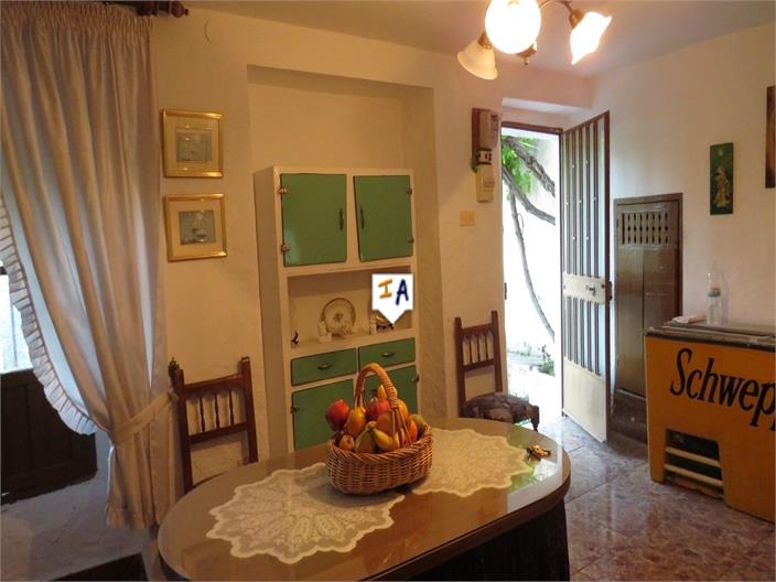 Image No.8-3 Bed Farmhouse for sale