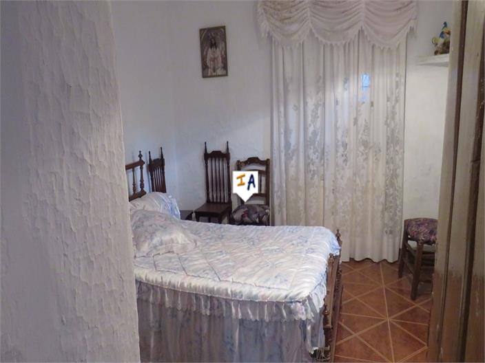 Image No.9-3 Bed Farmhouse for sale