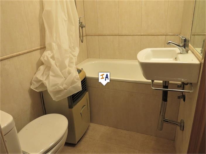 Image No.12-3 Bed Farmhouse for sale