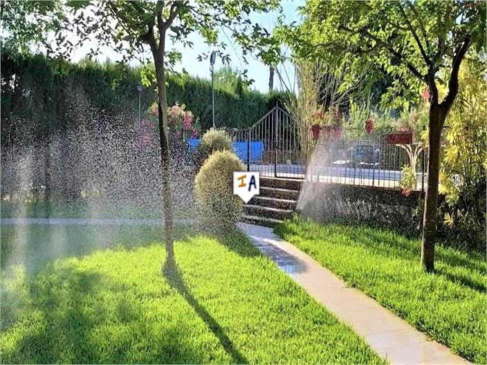 Image No.17-5 Bed House for sale